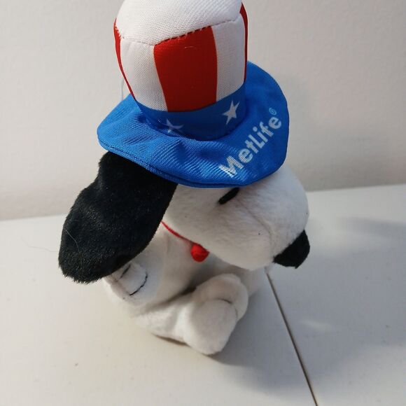 Peanuts Snoopy Met Metropolitan Life Patriotic Stuffed Plush Animal Toy Doll 7" - Picture 2 of 9